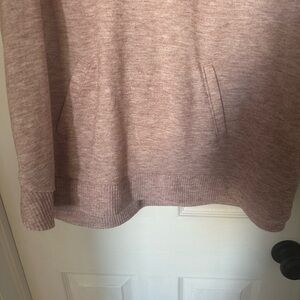 Women's Pink Sweater Liz Claiborne